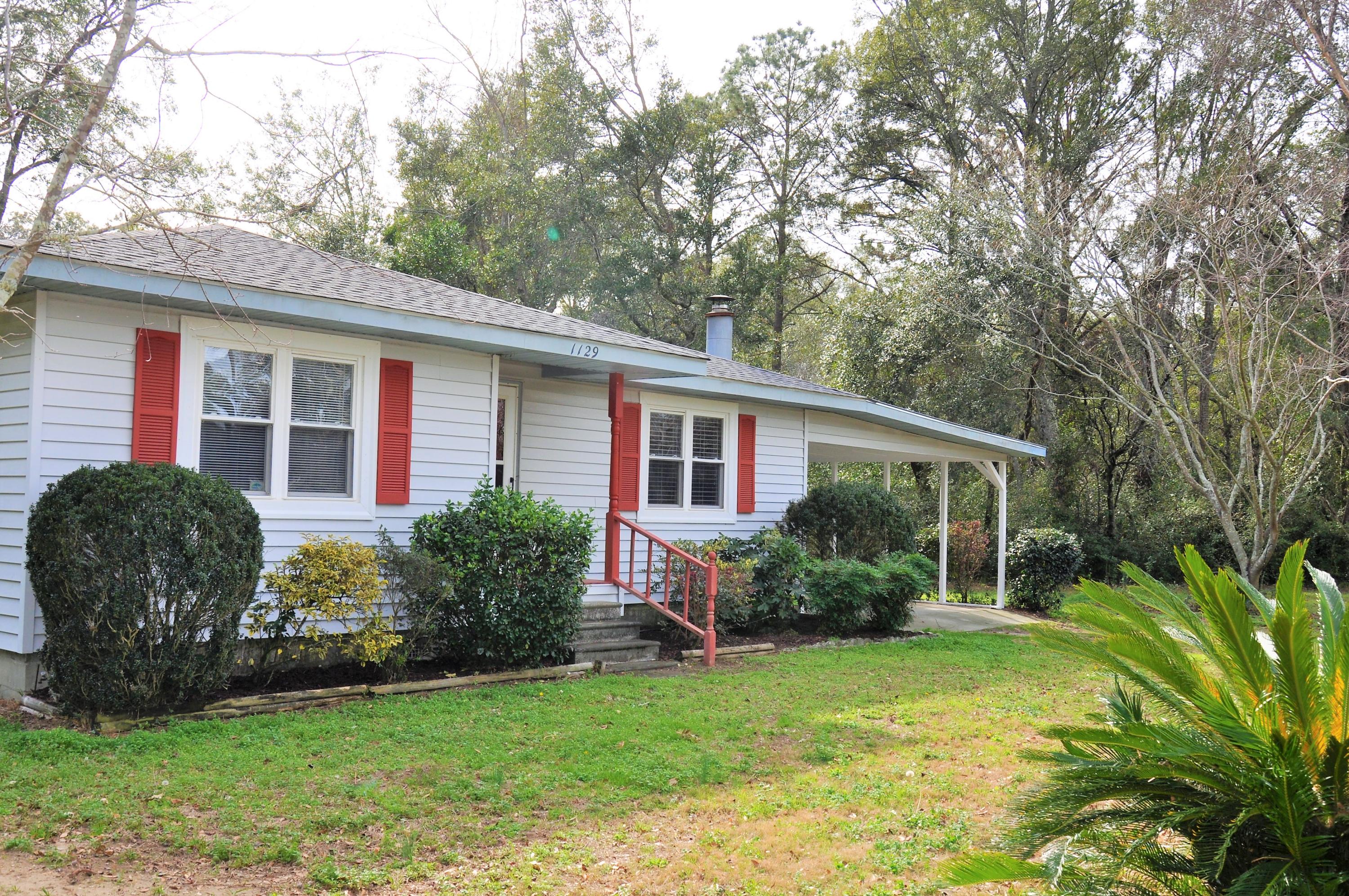 1129 Sigsbee Road Charleston, SC 29412 - Photo 3 of 34 DSC_1318 (3)