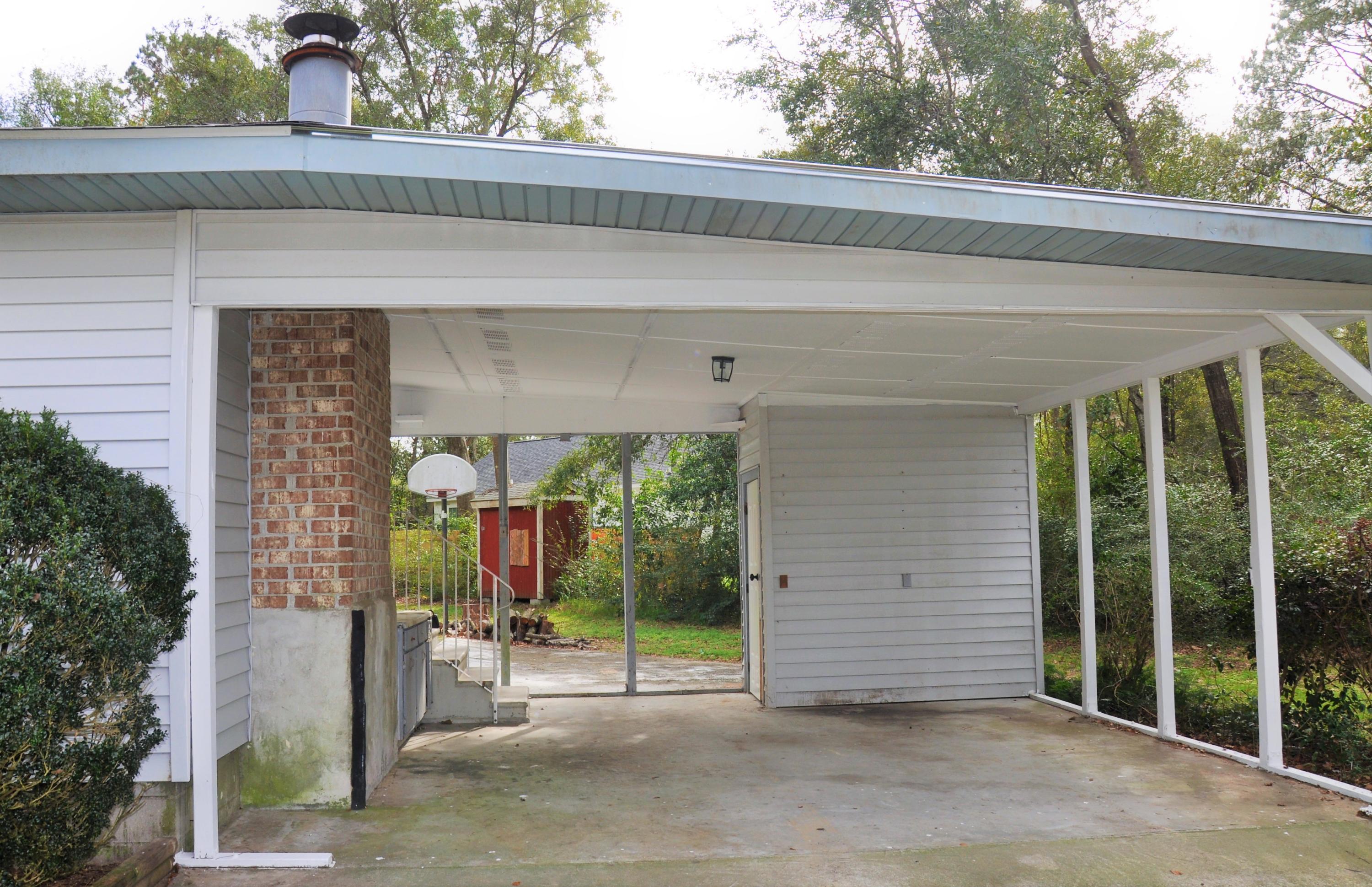 1129 Sigsbee Road Charleston, SC 29412 - Photo 9 of 34 DSC_1278 (2)