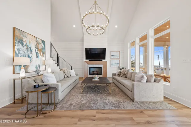 $1,100,000 | 3650 Highway 319, Franklin, LA 70538