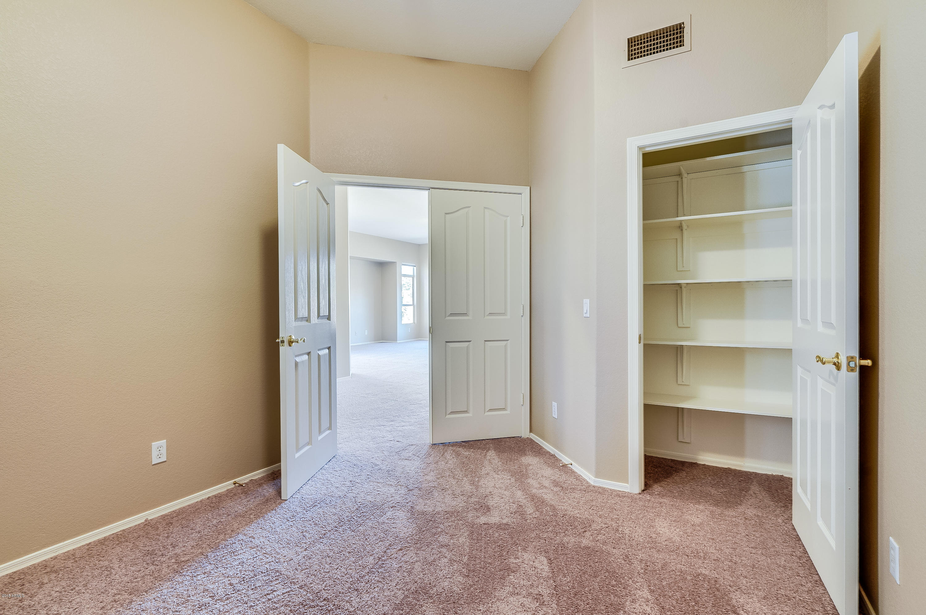 6850 West Del Rio Street Chandler, AZ 85226 - Photo 10 of 24 Del Rio-11
