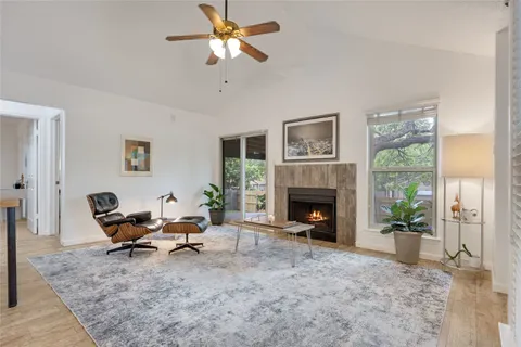 $425,000 | 1800 Rainy Meadows Drive, Austin, TX 78758