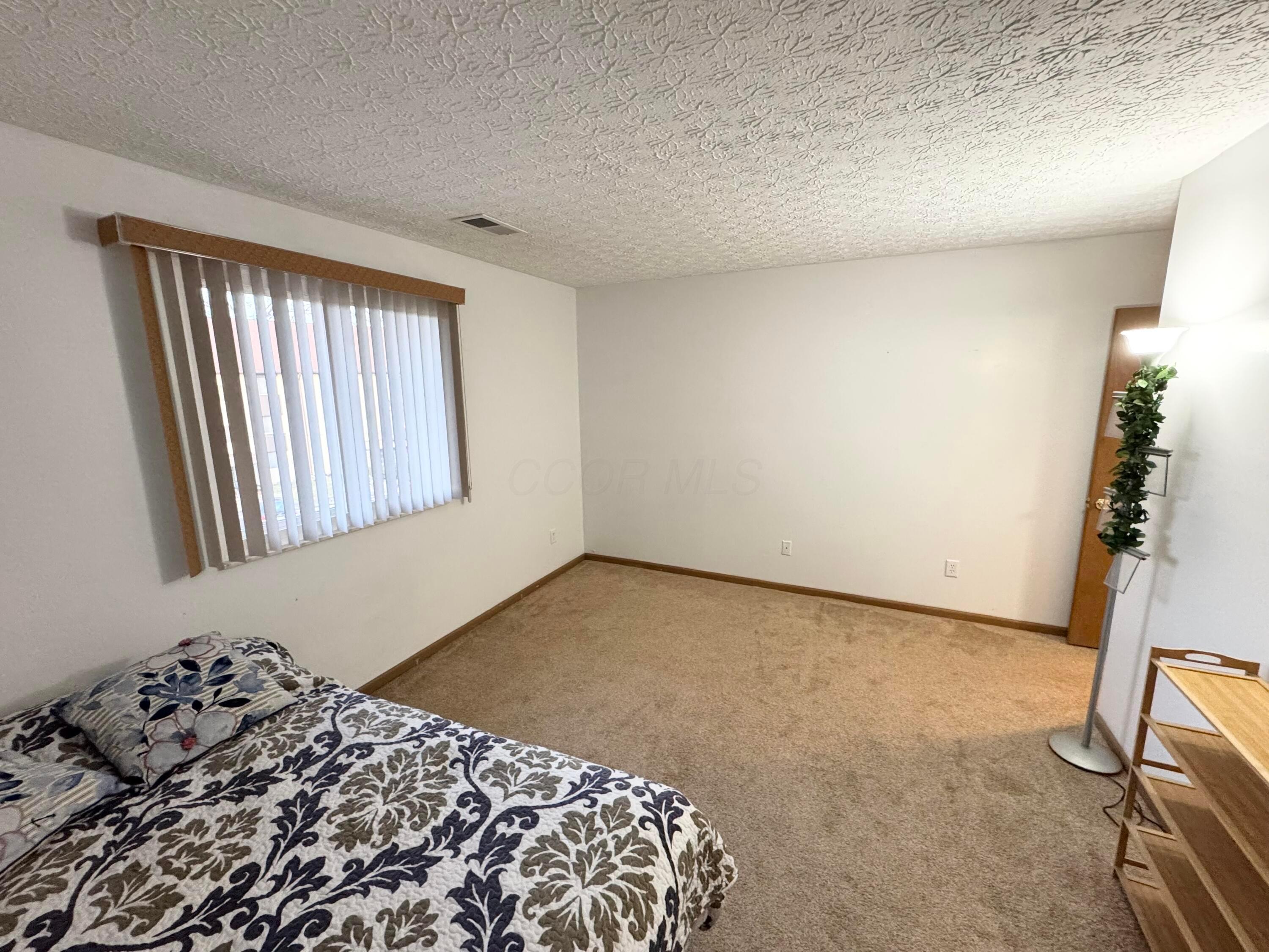 3939 Karl Road, Unit 306 Columbus, OH 43224 - Photo 21 of 24 IMG_7478