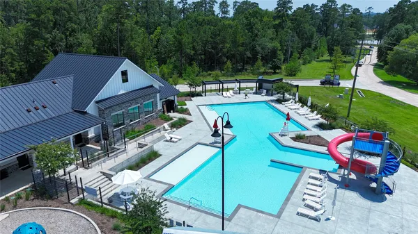 $2,100 | 12164 Ridge Top Drive, Conroe, TX 77304