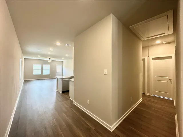 $2,100 | 12164 Ridge Top Drive, Conroe, TX 77304