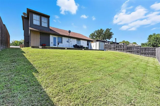 $339,990 | 801 Via Avenida, Mesquite, TX 75150
