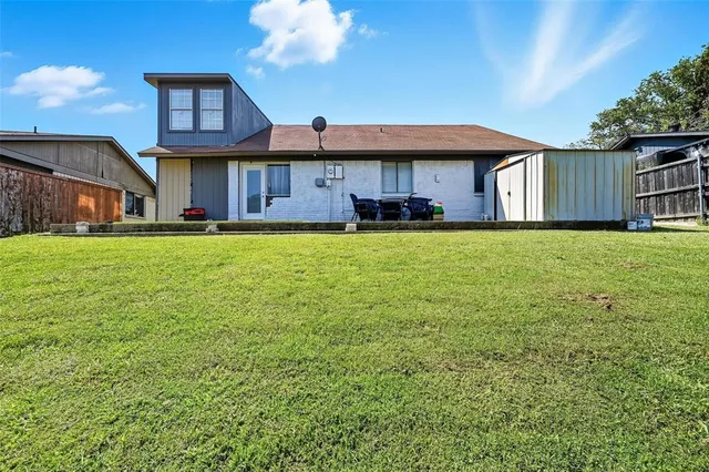 $339,990 | 801 Via Avenida, Mesquite, TX 75150