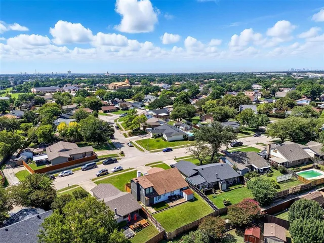 $339,990 | 801 Via Avenida, Mesquite, TX 75150