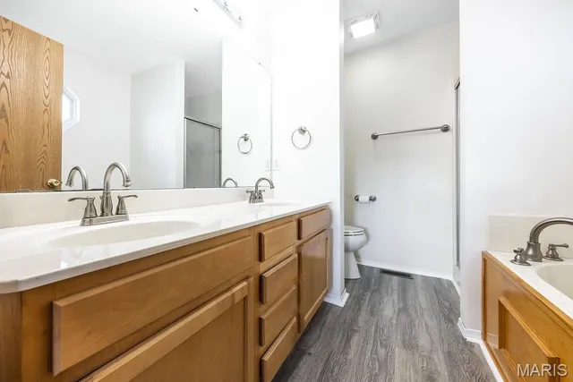 $369,999 | 2749 Brookmeadow Drive, Belleville, IL 62221