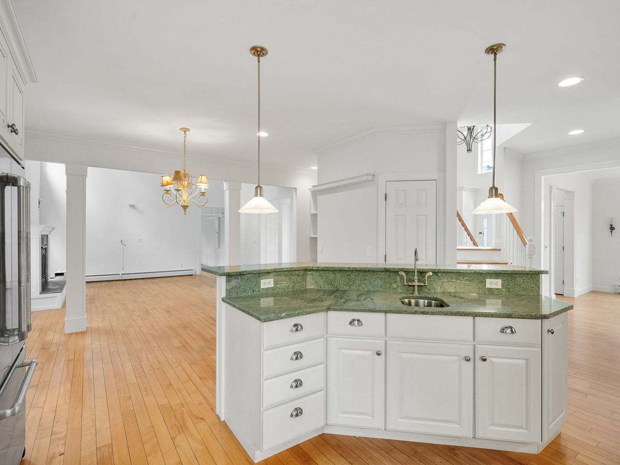 206 Hawley Road Shelburne, VT 05482 - Photo 16 of 52