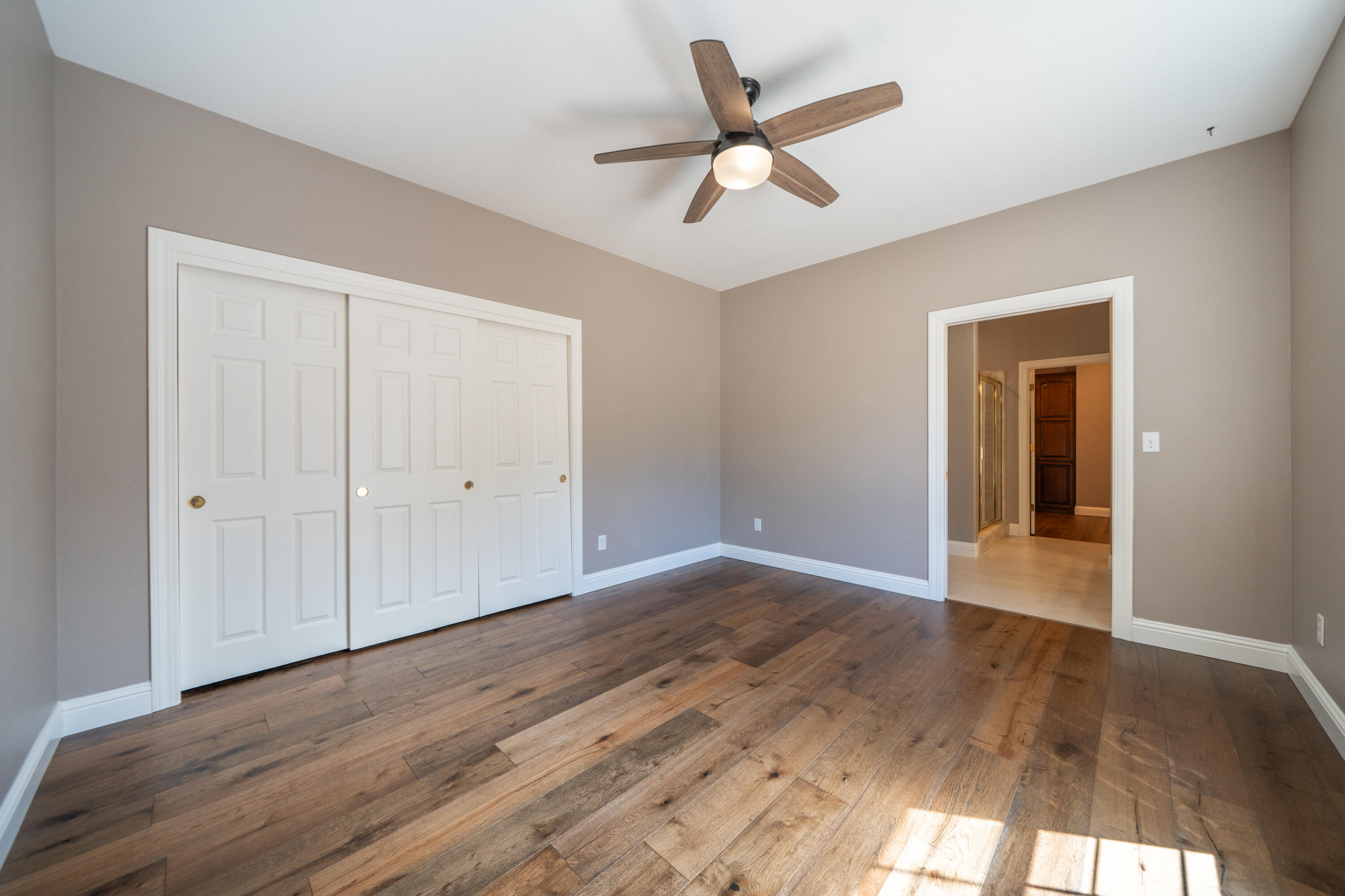 13477 Tierra Heights Road Redding, CA 96003 - Photo 25 of 92 2nd Primary with On-suite