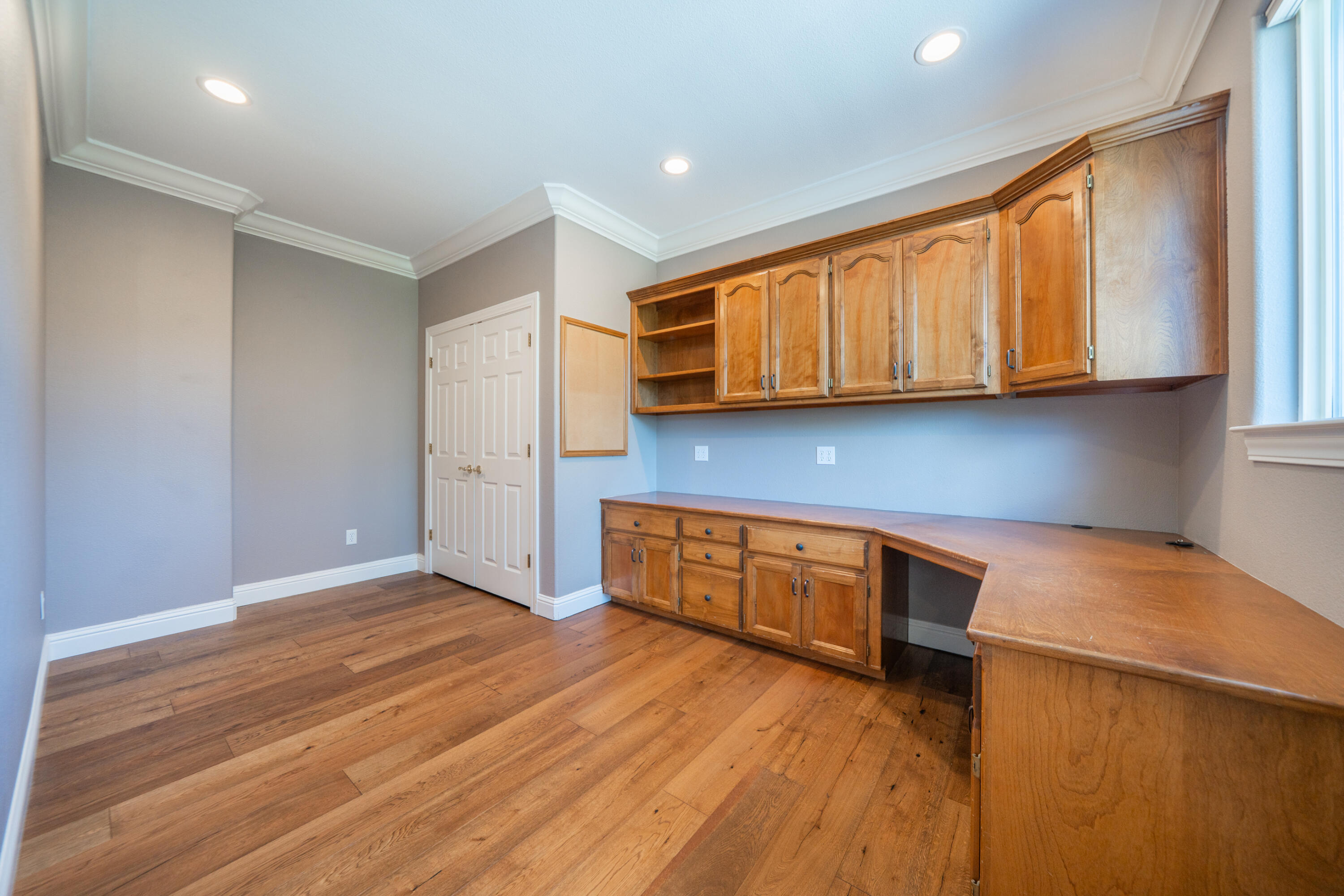 13477 Tierra Heights Road Redding, CA 96003 - Photo 30 of 92 Office