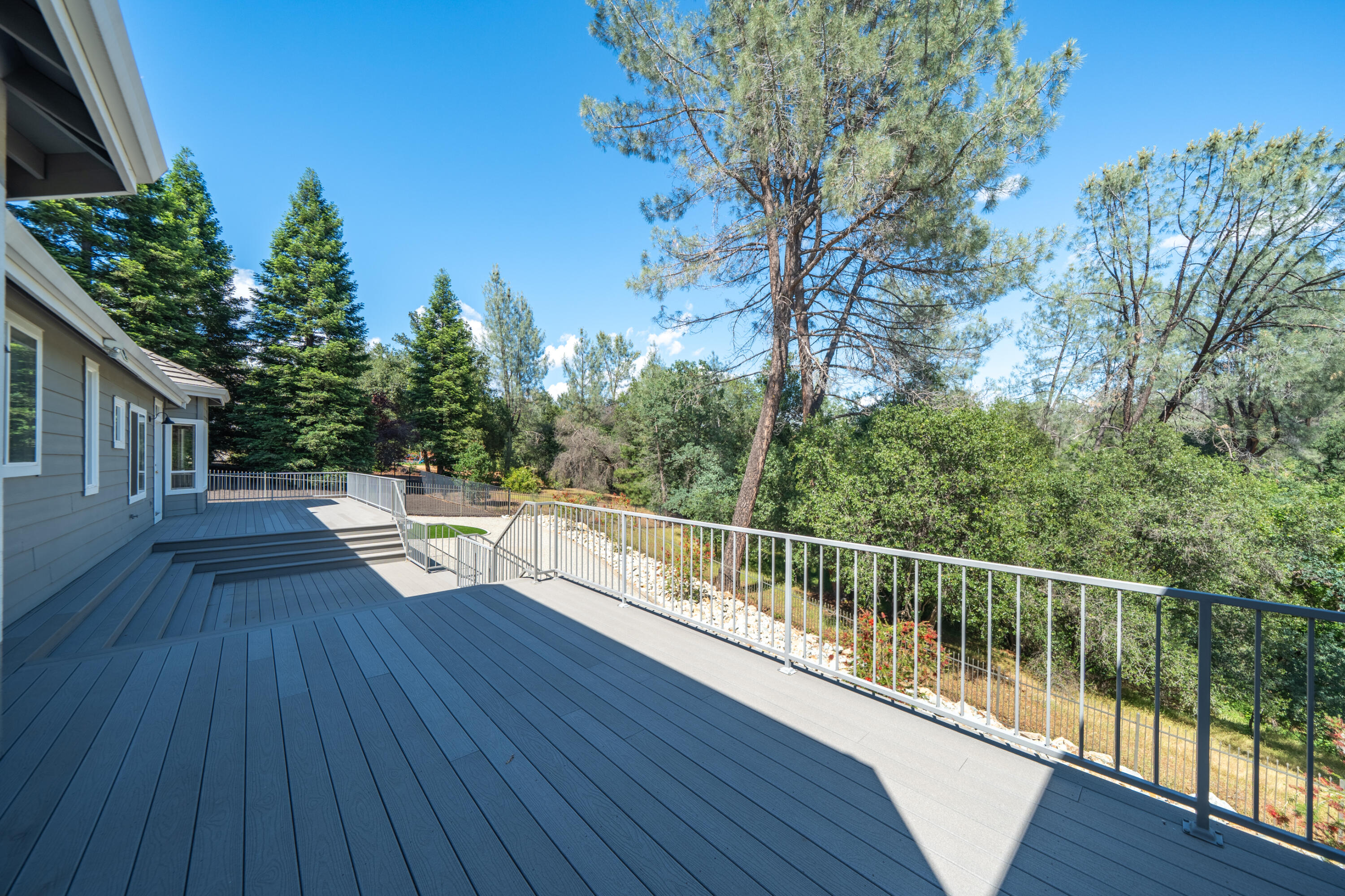 13477 Tierra Heights Road Redding, CA 96003 - Photo 52 of 92 Tranquility