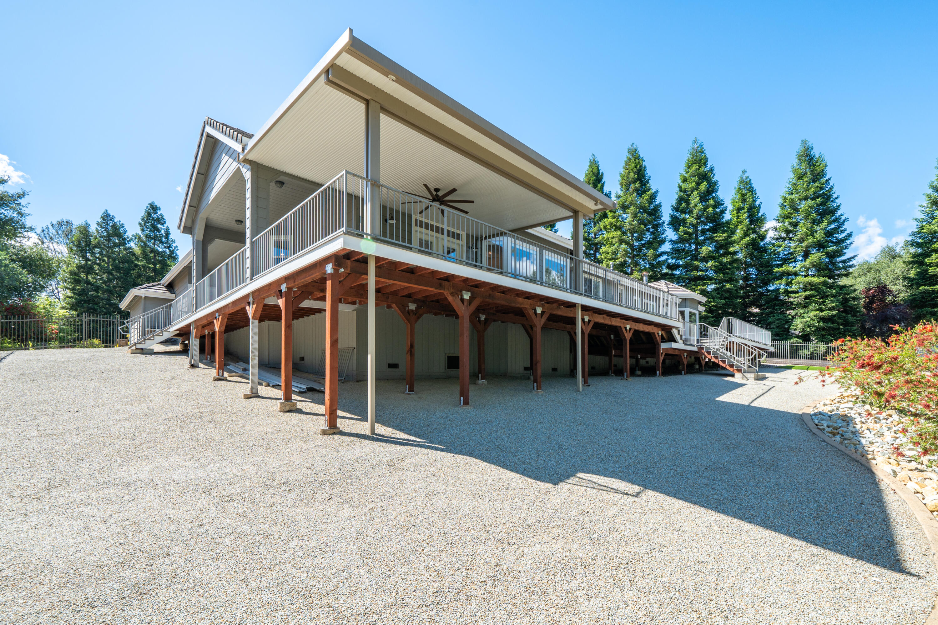 13477 Tierra Heights Road Redding, CA 96003 - Photo 58 of 92 Newer Deck