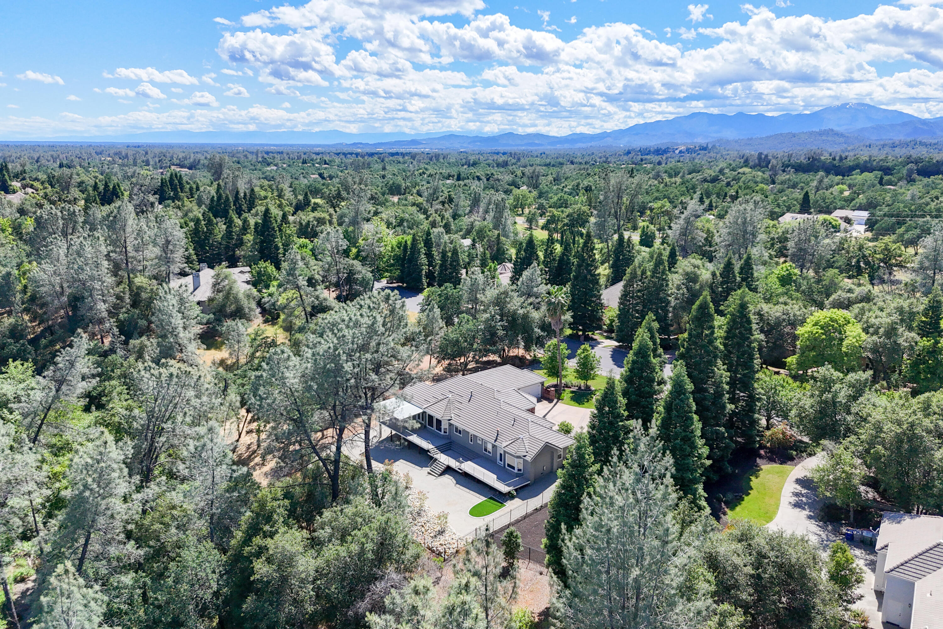13477 Tierra Heights Road Redding, CA 96003 - Photo 68 of 92 Drone-12