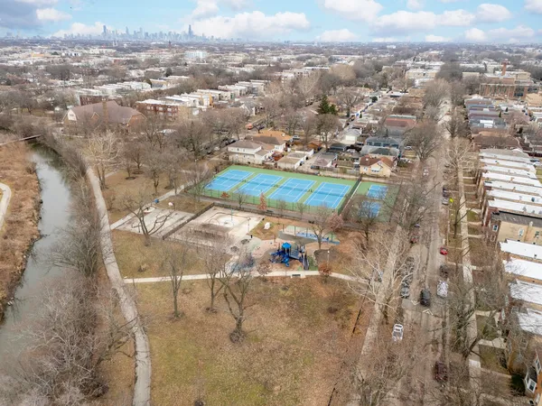 $660,000 | 5007 North Lawndale Avenue, Chicago, IL 60625