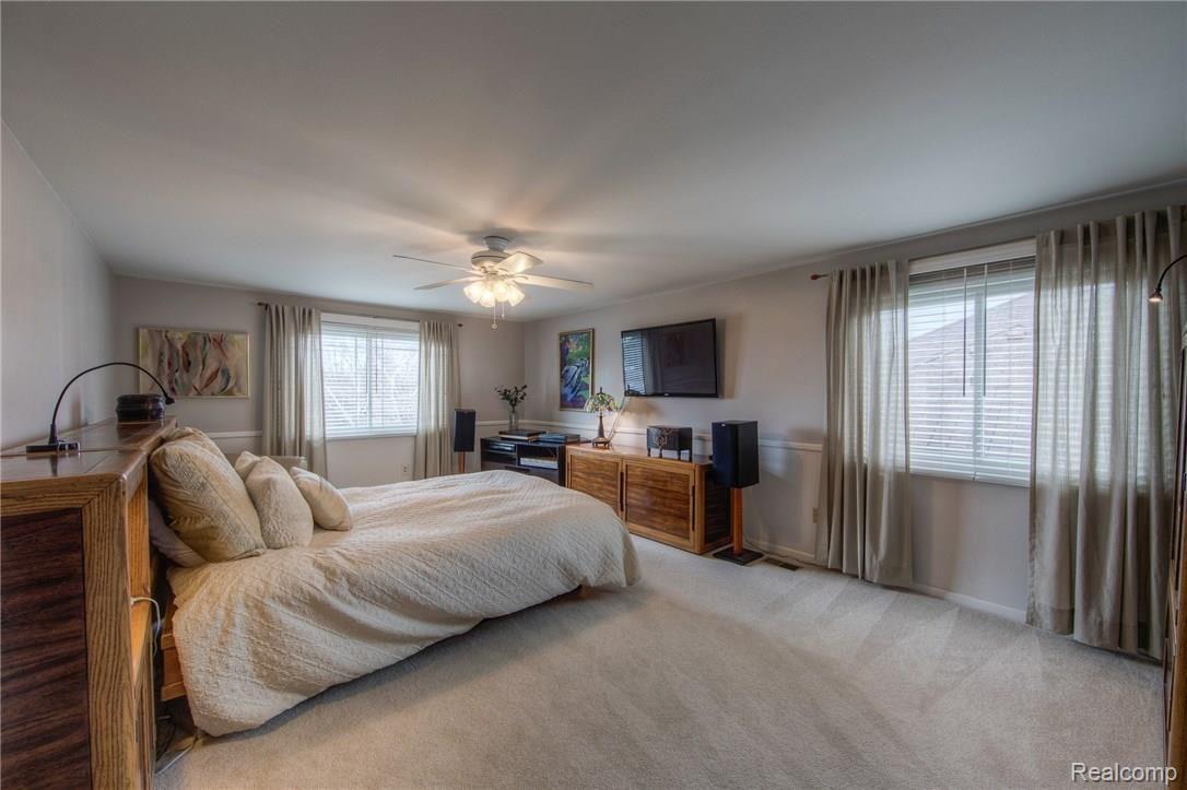 46670 Strathmore Road Plymouth, MI 48170 - Photo 28 of 41 bedroom2.jpg