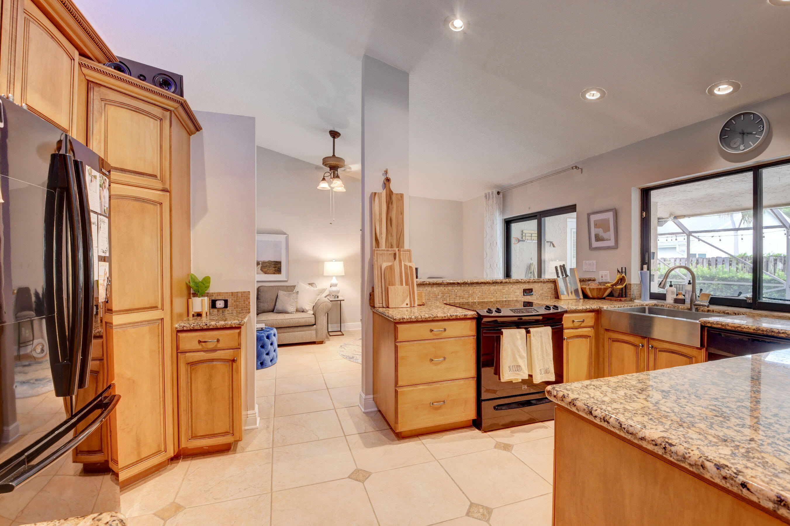 454 Sequoia Lane Boca Raton, FL 33487 - Photo 16 of 35 Kitchen