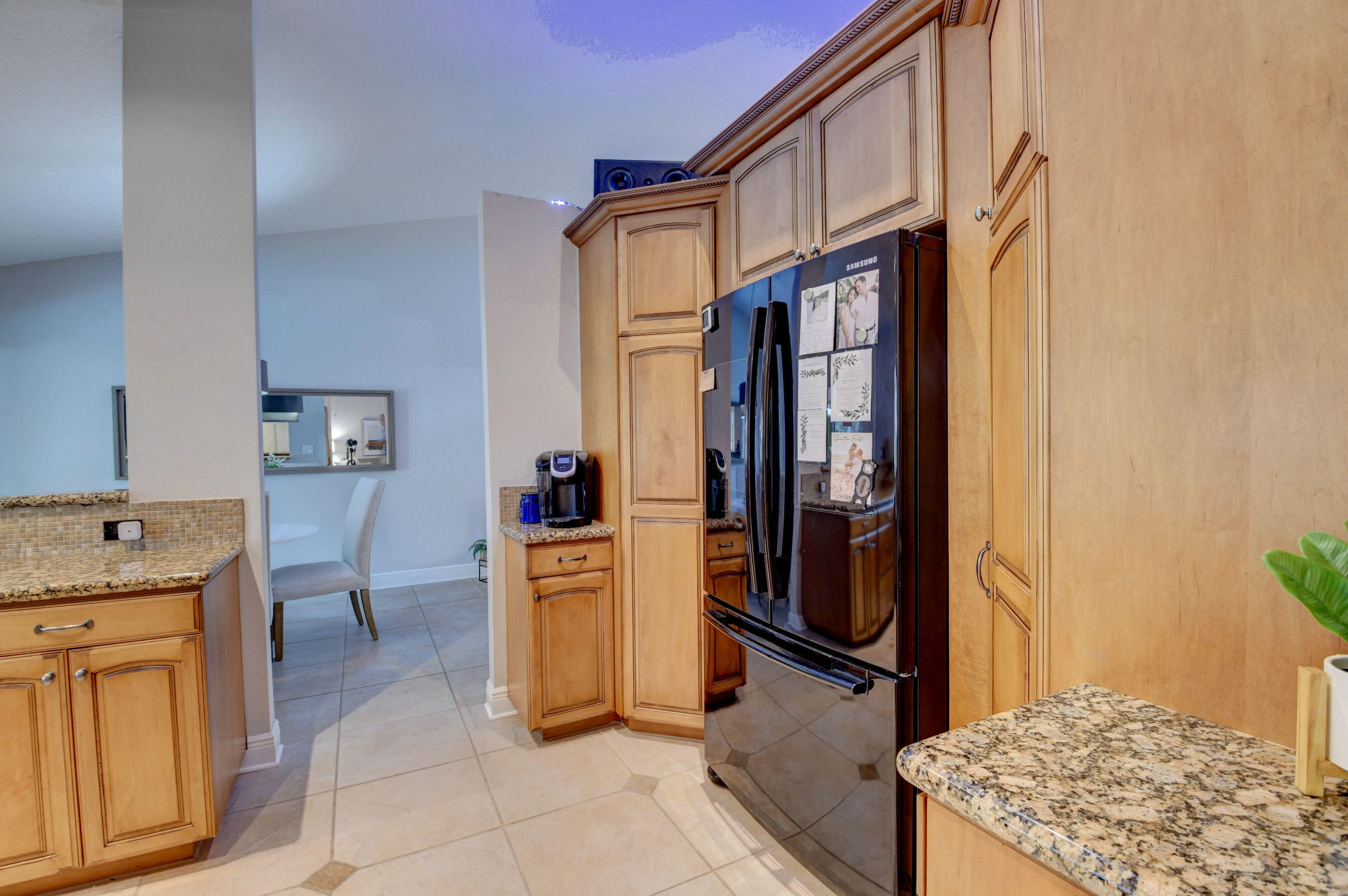 454 Sequoia Lane Boca Raton, FL 33487 - Photo 19 of 35 Kitchen to Dining Room