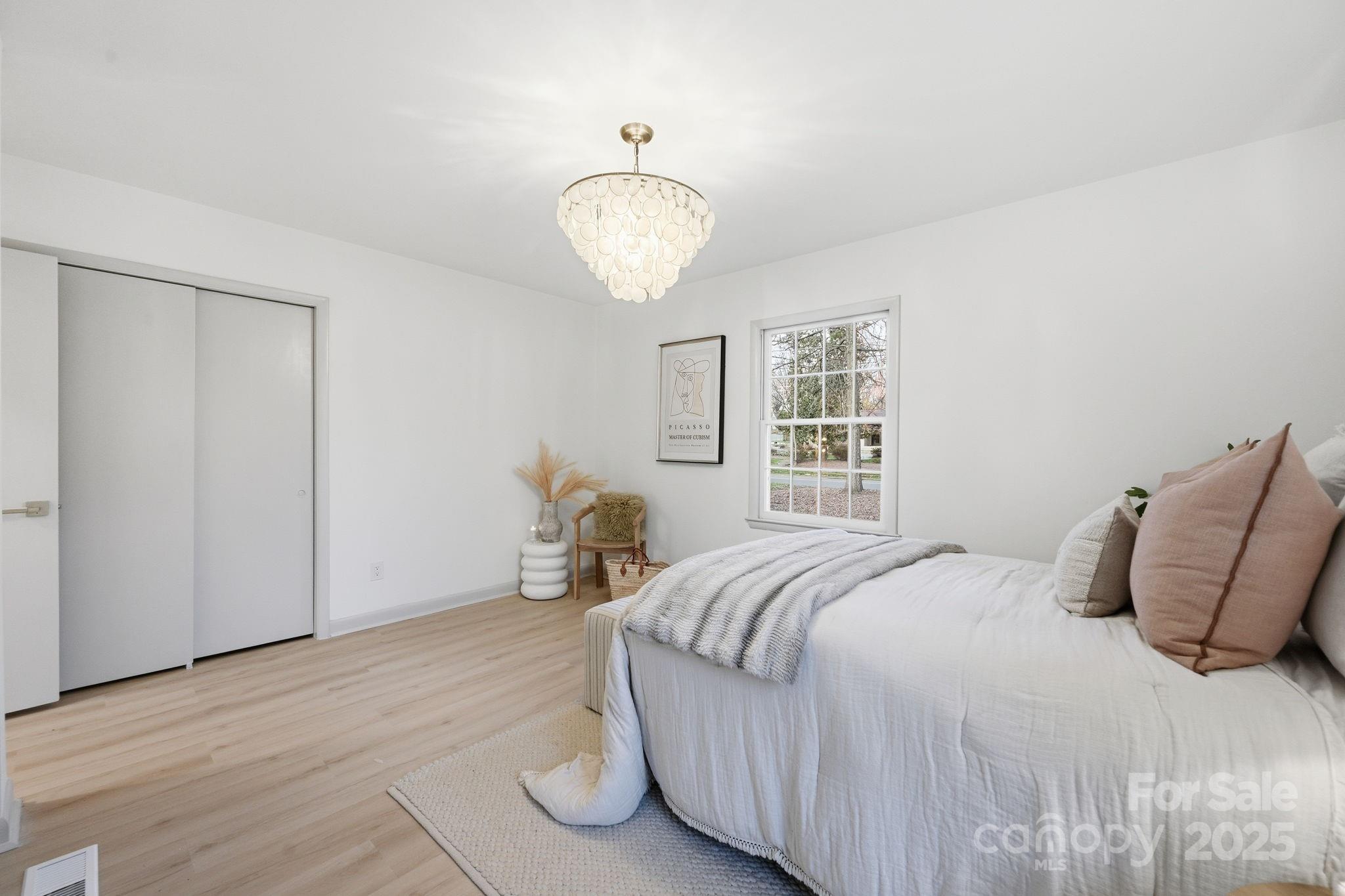 6300 Burlwood Road Charlotte, NC 28211 - Photo 20 of 37