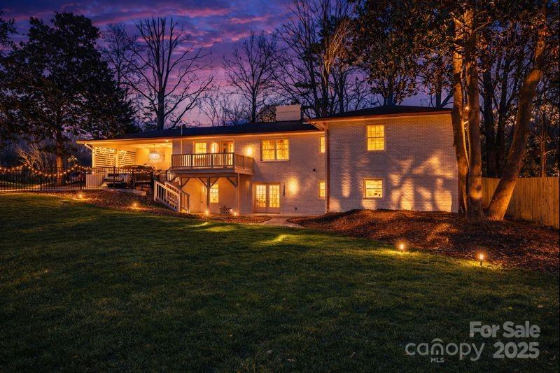 6300 Burlwood Road Charlotte, NC 28211 - Photo 2 of 37