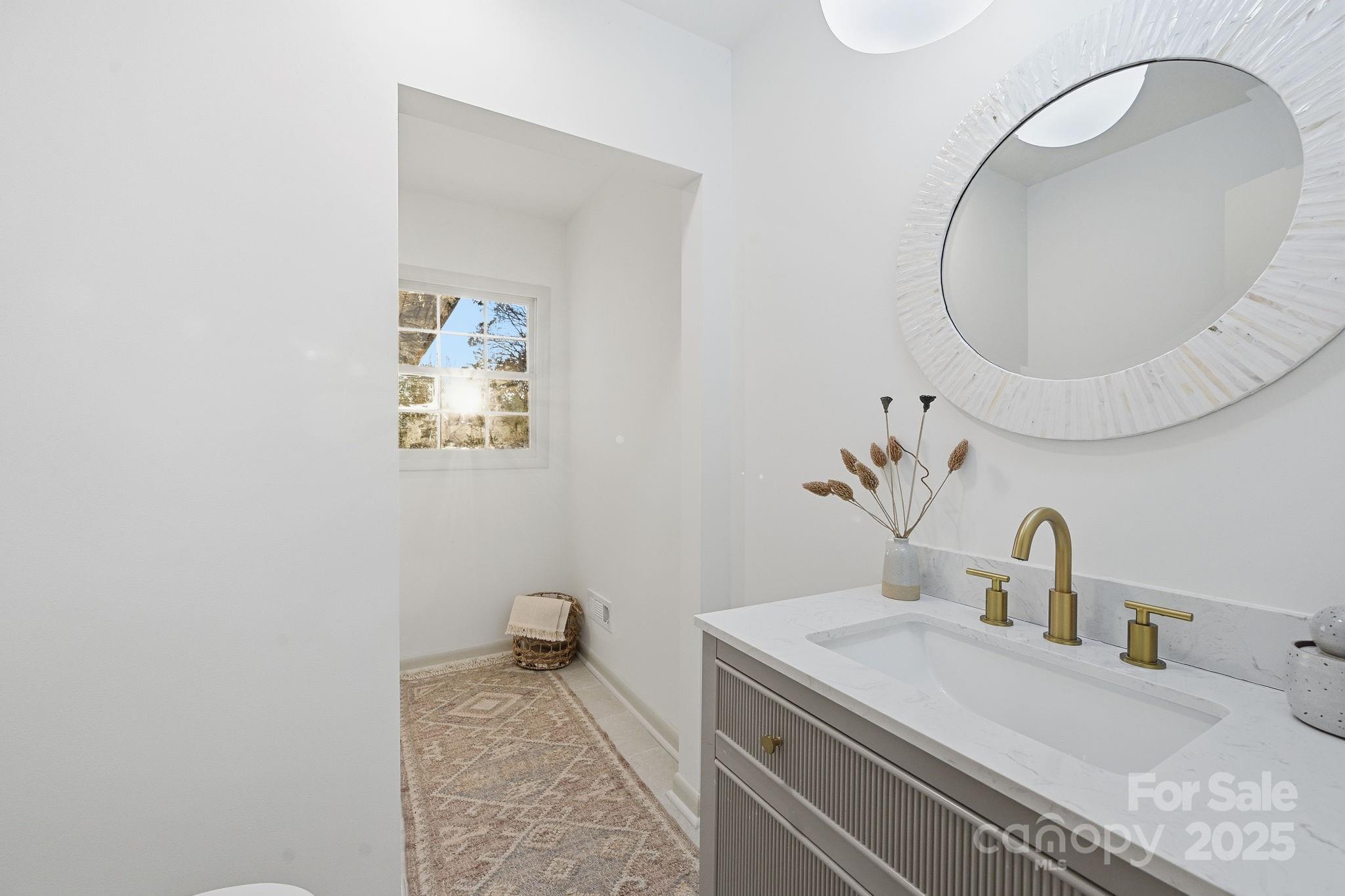 6300 Burlwood Road Charlotte, NC 28211 - Photo 21 of 37