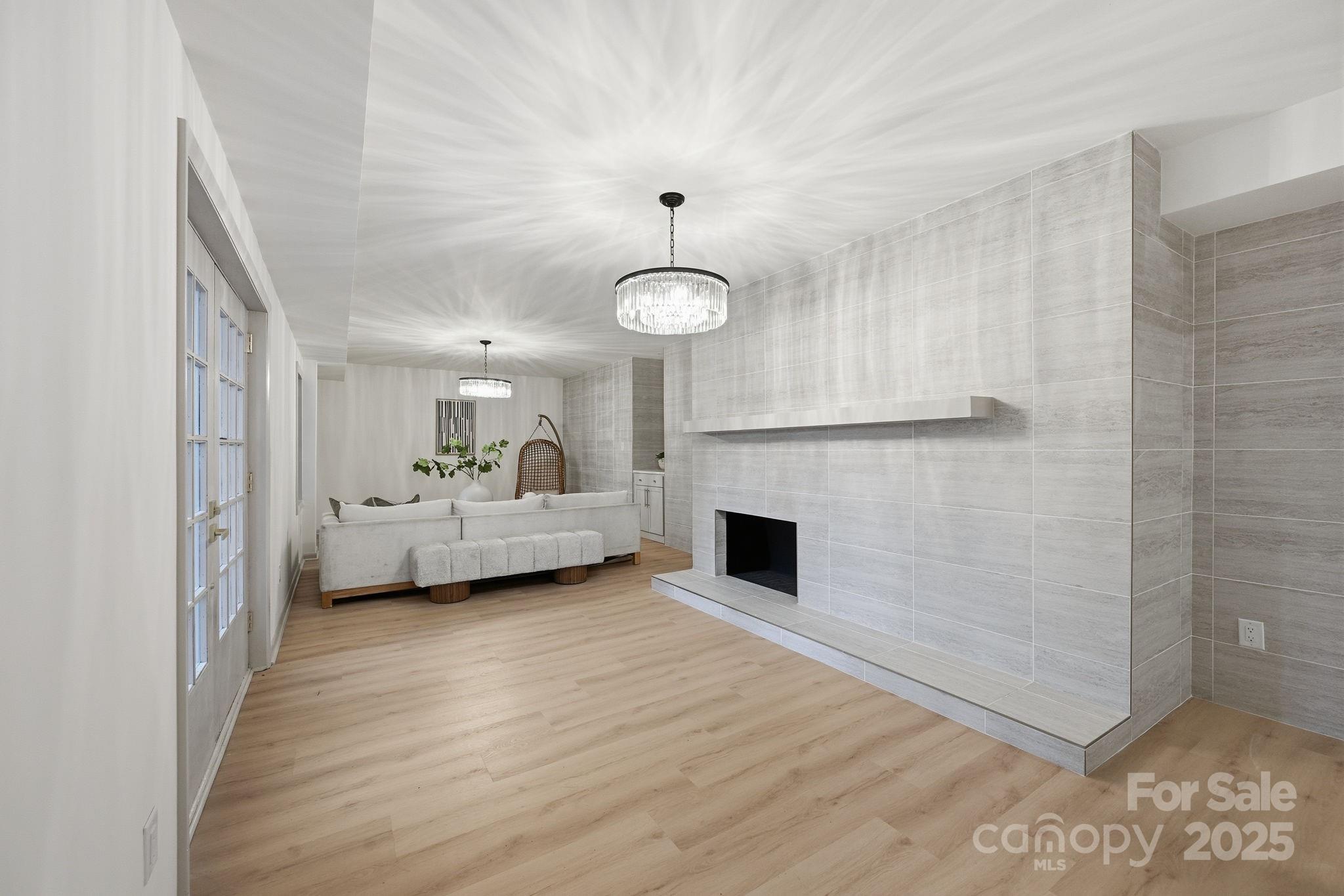 6300 Burlwood Road Charlotte, NC 28211 - Photo 25 of 37