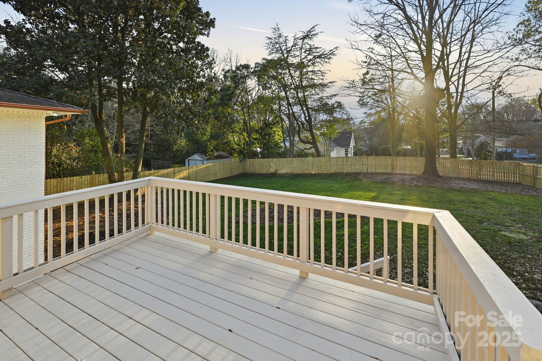 6300 Burlwood Road Charlotte, NC 28211 - Photo 34 of 37