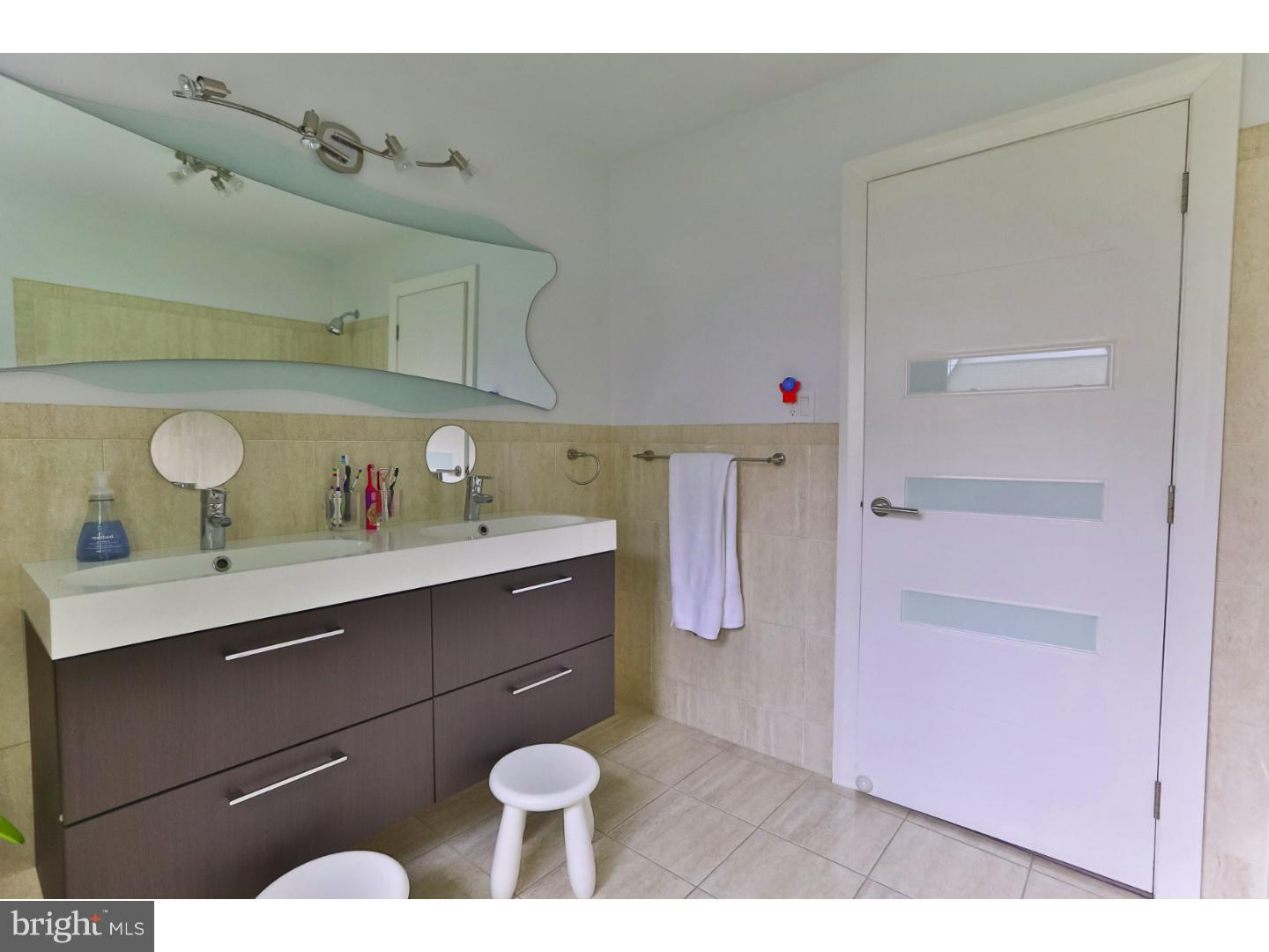 1477 Autumn Road Rydal, PA 19046 - Photo 23 of 25 Bathroom