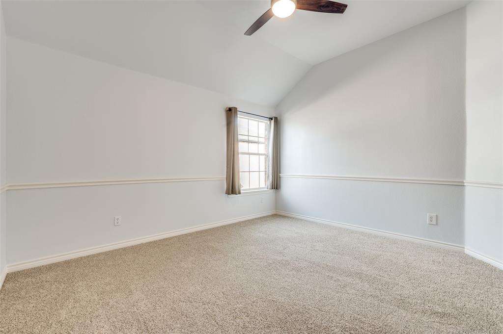 1405 Apache Trail Corinth, TX 76210 - Photo 23 of 40