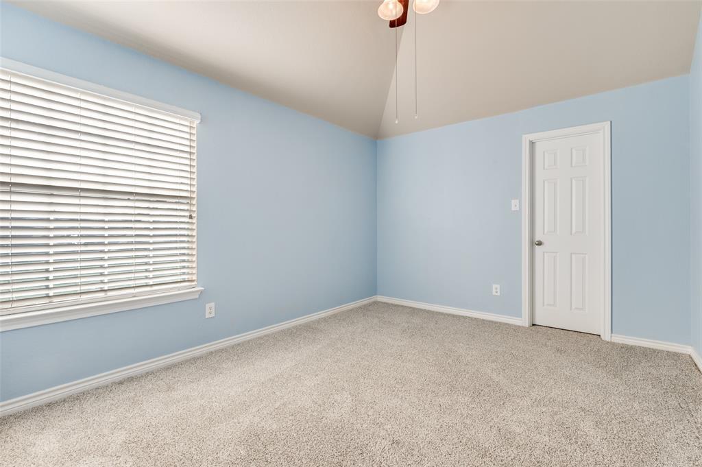 1405 Apache Trail Corinth, TX 76210 - Photo 25 of 40