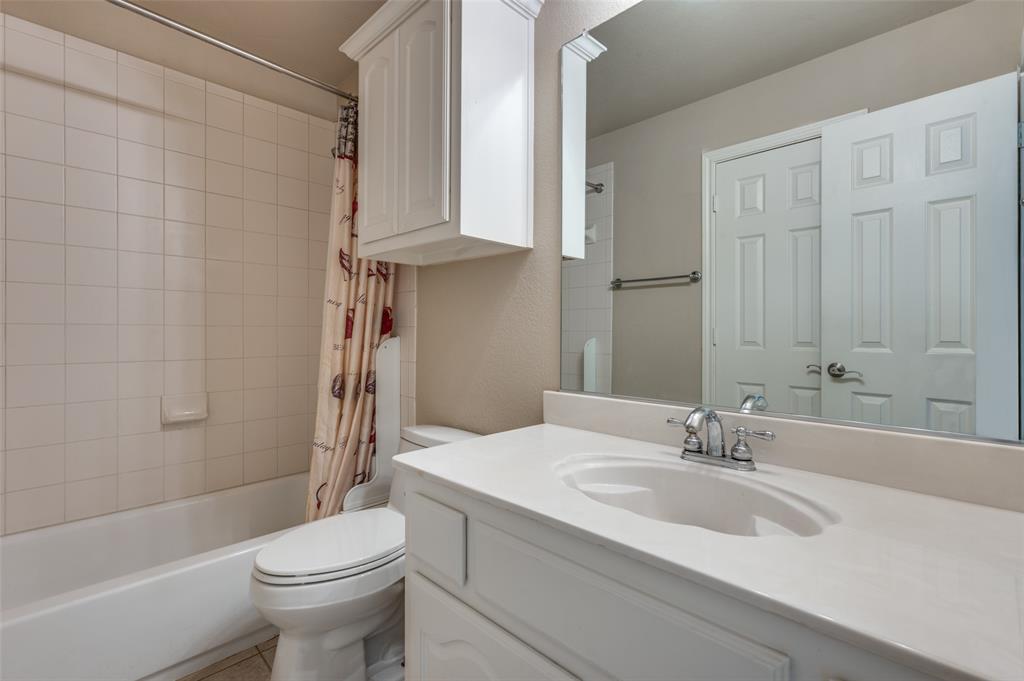 1405 Apache Trail Corinth, TX 76210 - Photo 28 of 40