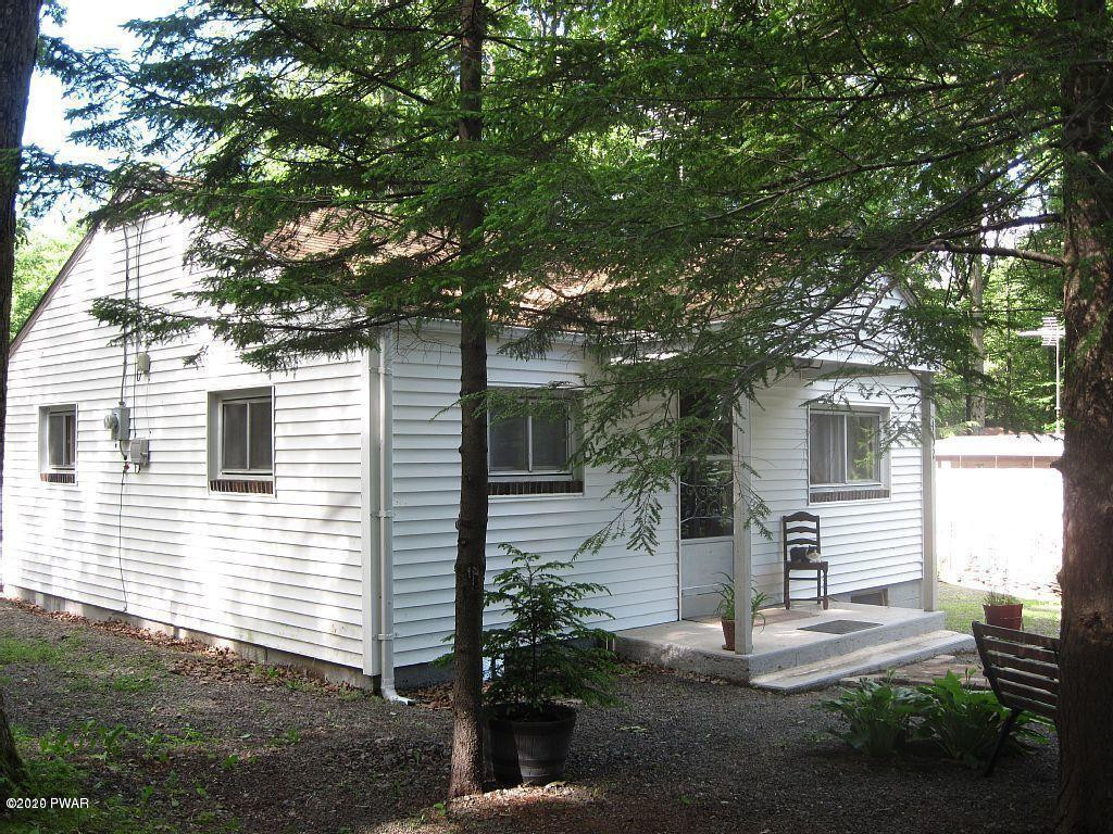 132 Tauschman Road Greentown, PA 18426 - Photo 2 of 14