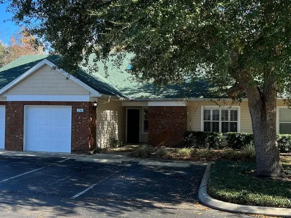 $1,800 | 13200 West Newberry Road, Unit Z144, Newberry, FL 32669