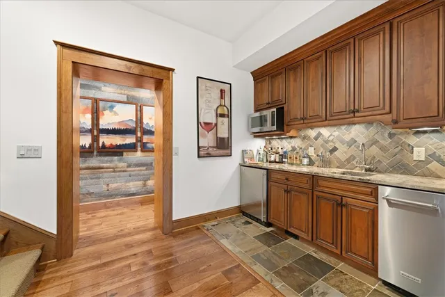 $3,595,000 | 121 Running Bear Lane, Sunset, SC 29685