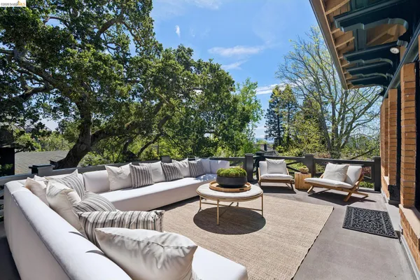 $4,395,000 | 110 Monte Avenue, Piedmont, CA 94611