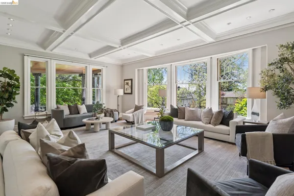 $4,395,000 | 110 Monte Avenue, Piedmont, CA 94611