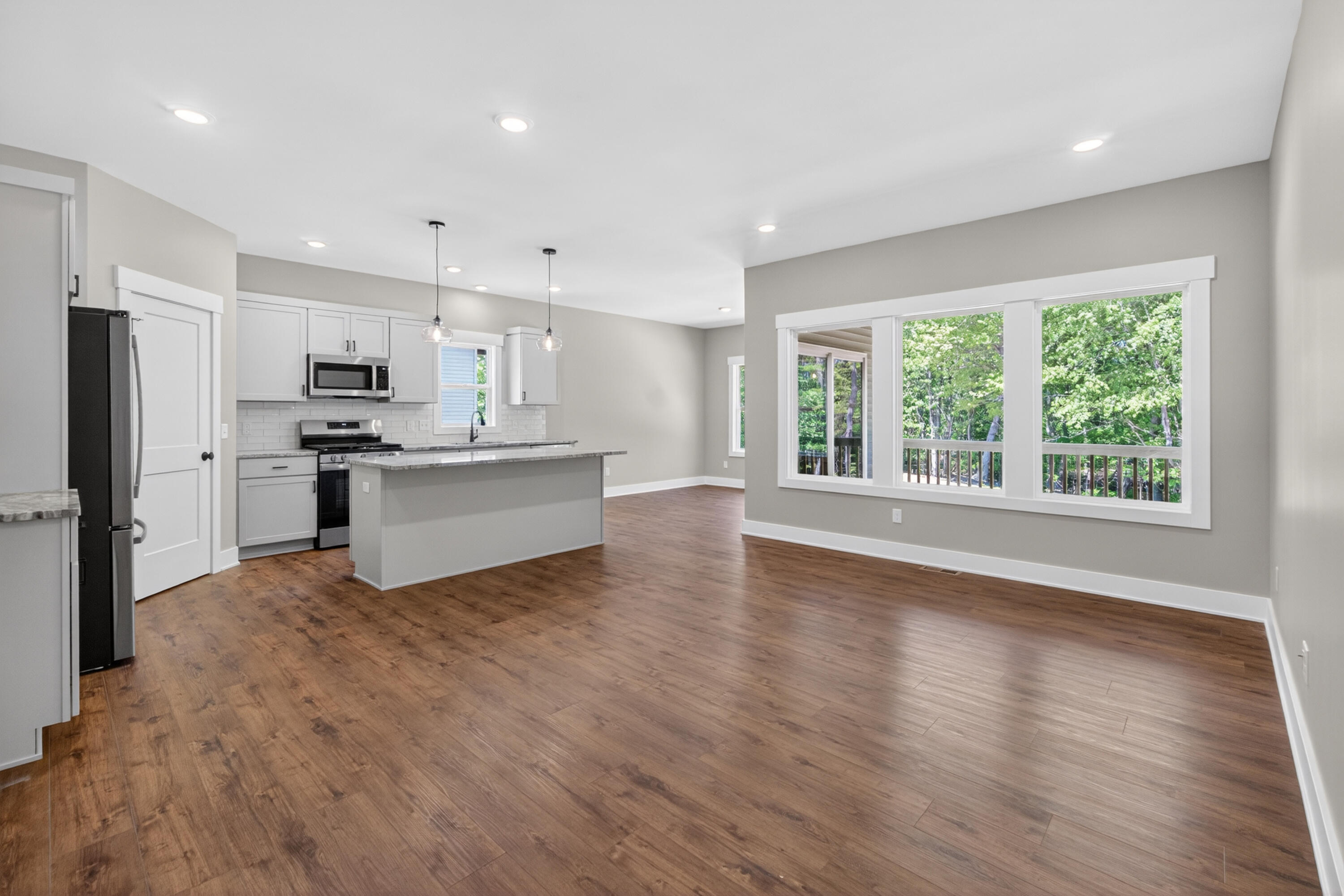 17428 Ridge Avenue Spring Lake, MI 49456 - Photo 5 of 23 DSC03754