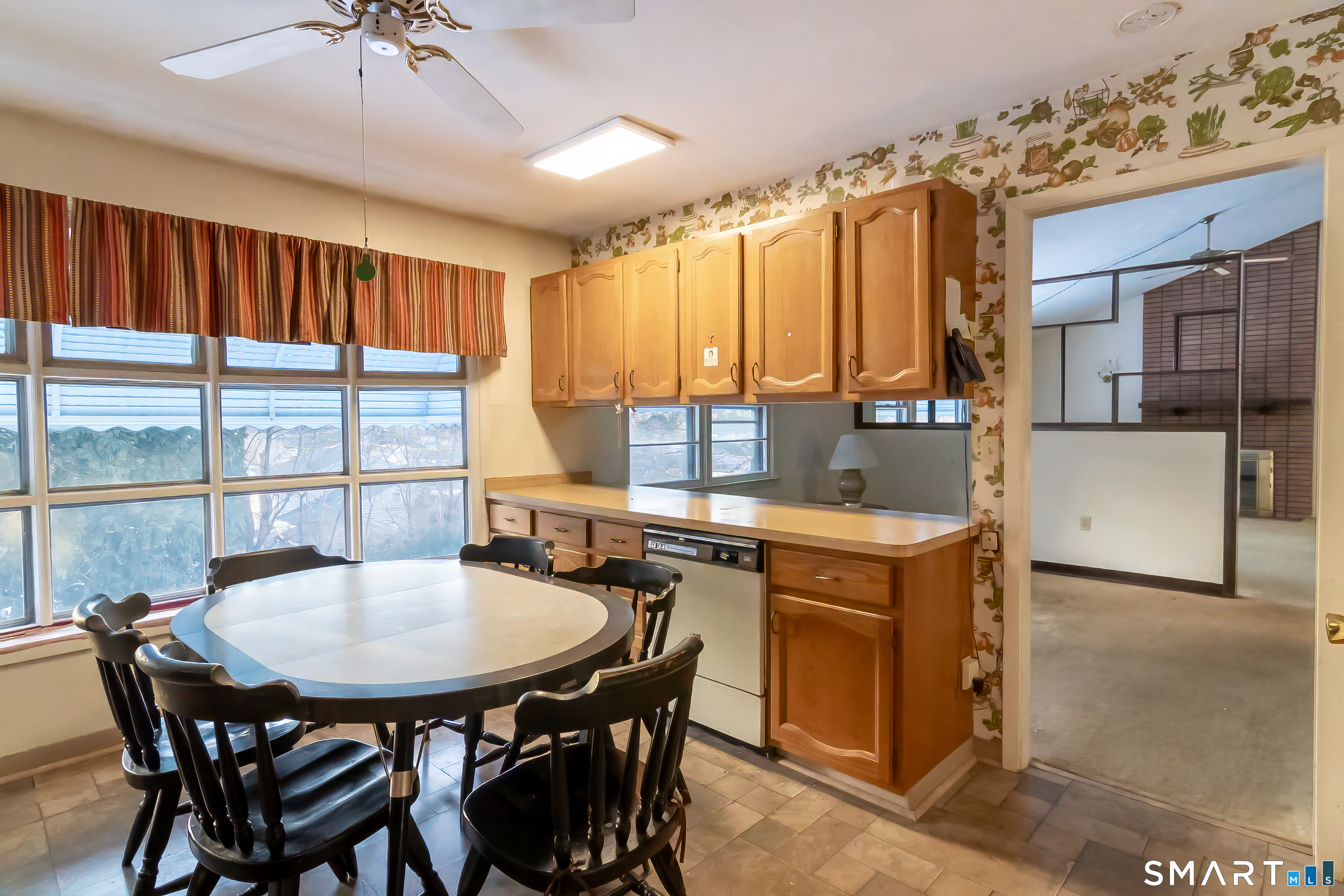 126 Cherry Hill Road Branford, CT 06405 - Photo 19 of 40