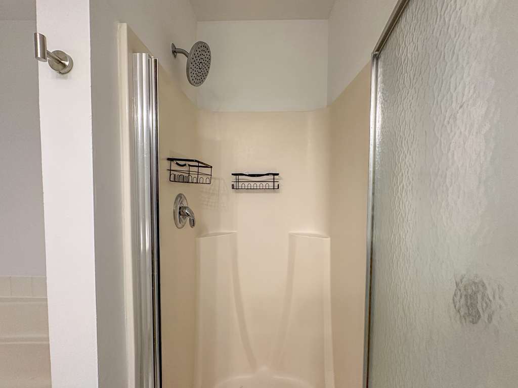 11 Foxcroft Road, Unit 11127 Naperville, IL 60565 - Photo 11 of 13