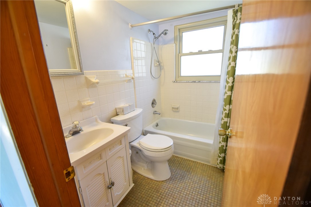 1109 Rio Lane Kettering, OH 45429 - Photo 17 of 34 Gallery Image 17