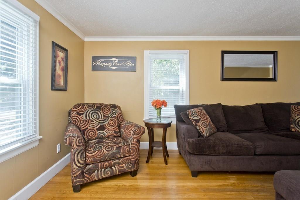 1592 Plumtree Road Springfield, MA 01119 - Photo 14 of 31