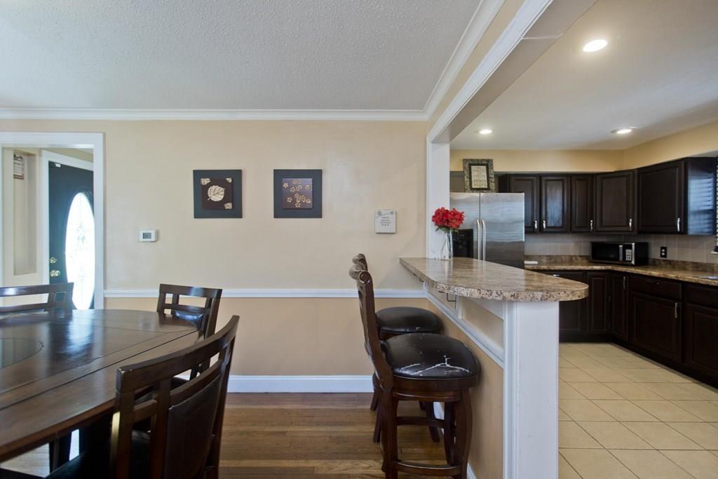 1592 Plumtree Road Springfield, MA 01119 - Photo 8 of 31