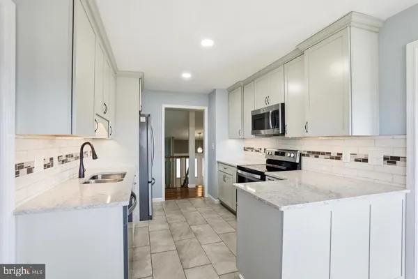 $2,750 | 4708 Summit Road, Charles Town, WV 25414