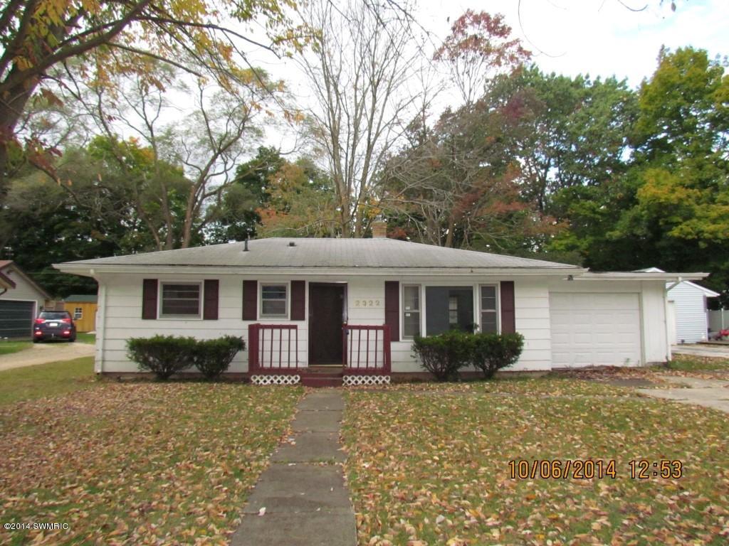 2322 Virginia Road Benton Harbor, MI 49022 - Photo 1 of 9 IMG_3470 (Medium)