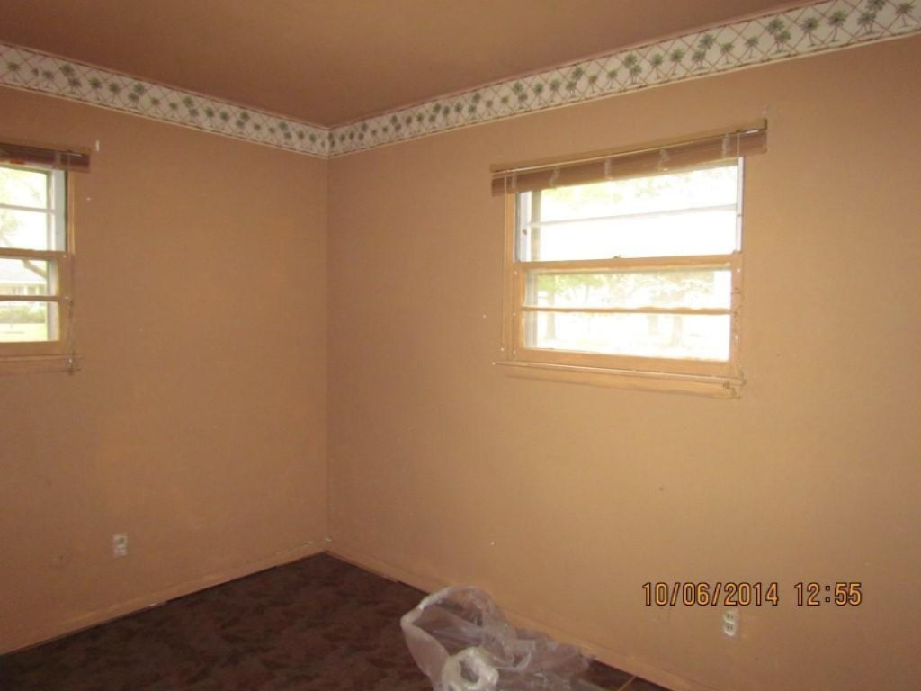 2322 Virginia Road Benton Harbor, MI 49022 - Photo 7 of 9 IMG_3476 (Medium)