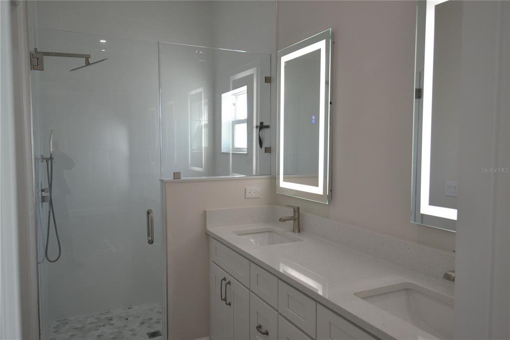 6474 Taylor Court New Port Richey, FL 34653 - Photo 14 of 41