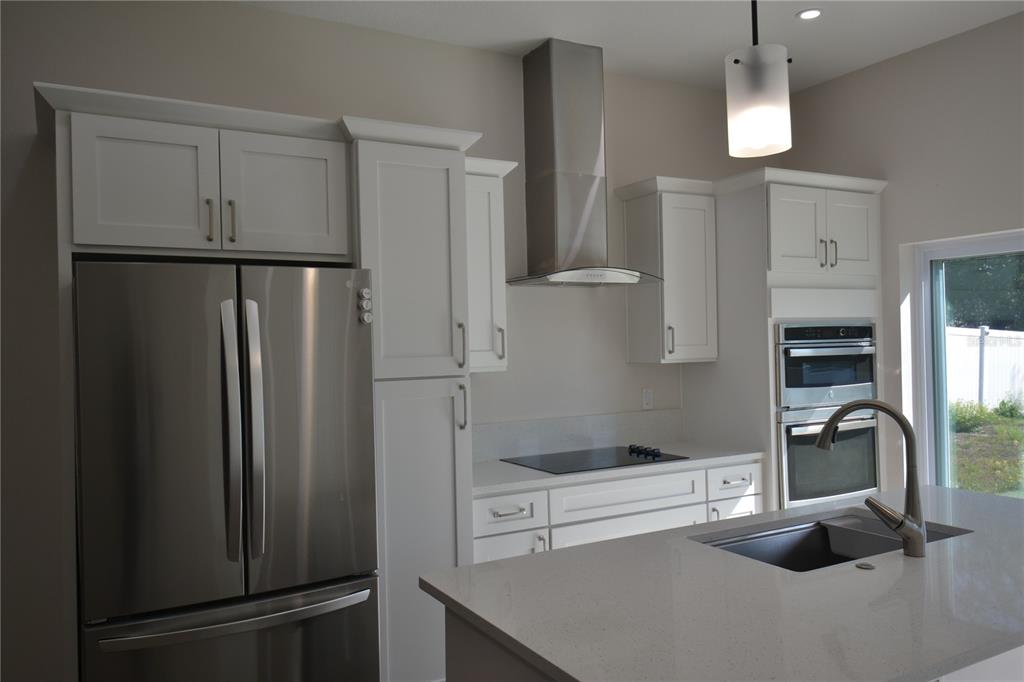 6474 Taylor Court New Port Richey, FL 34653 - Photo 4 of 41