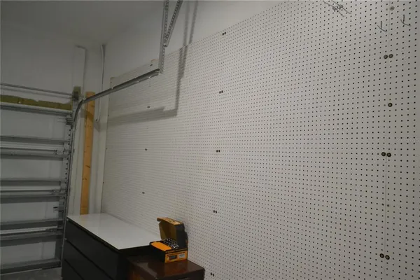 $2,800 | 6474 Taylor Court, New Port Richey, FL 34653