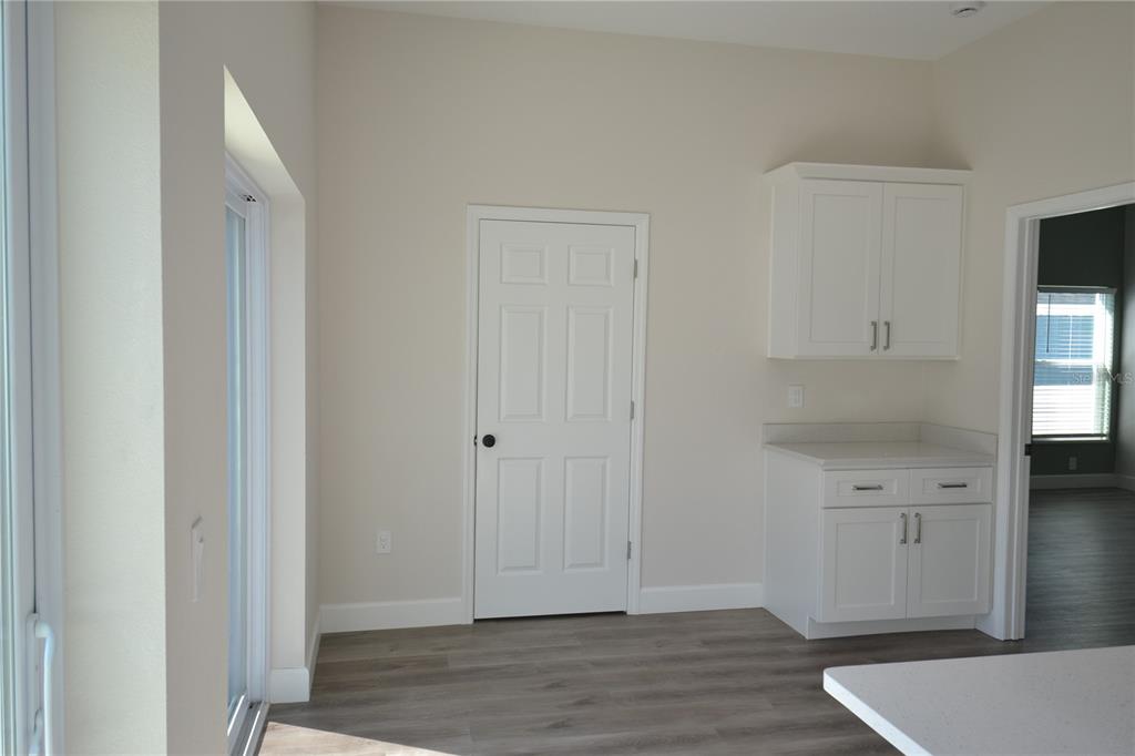 6474 Taylor Court New Port Richey, FL 34653 - Photo 7 of 41