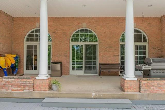 a picture of floor plan